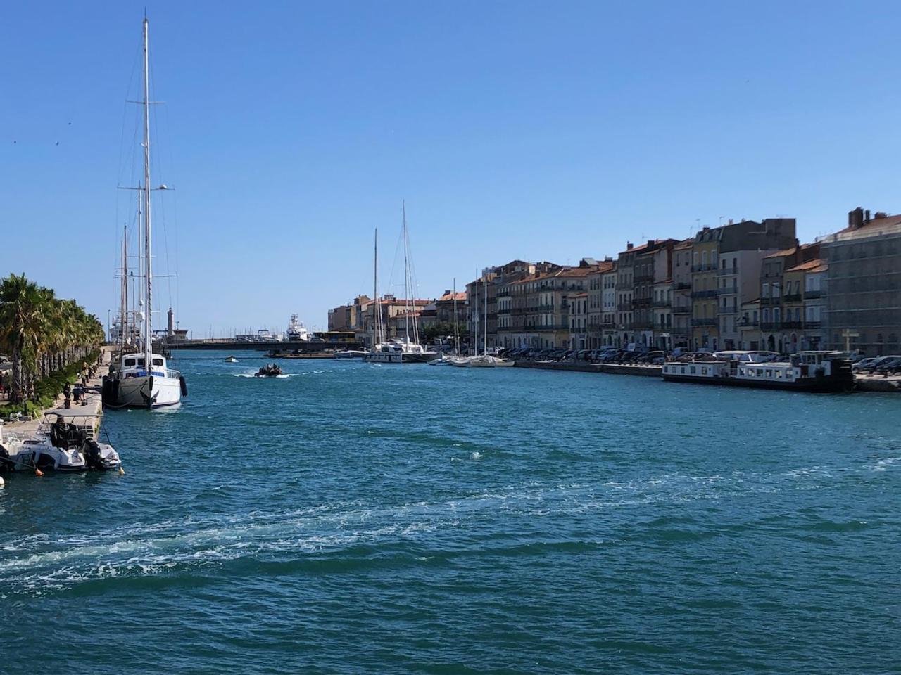 La Terrasse Des Capucines * Sete